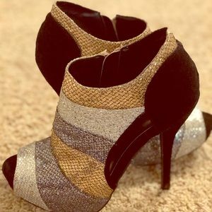 Silver, black, gold stilettos!